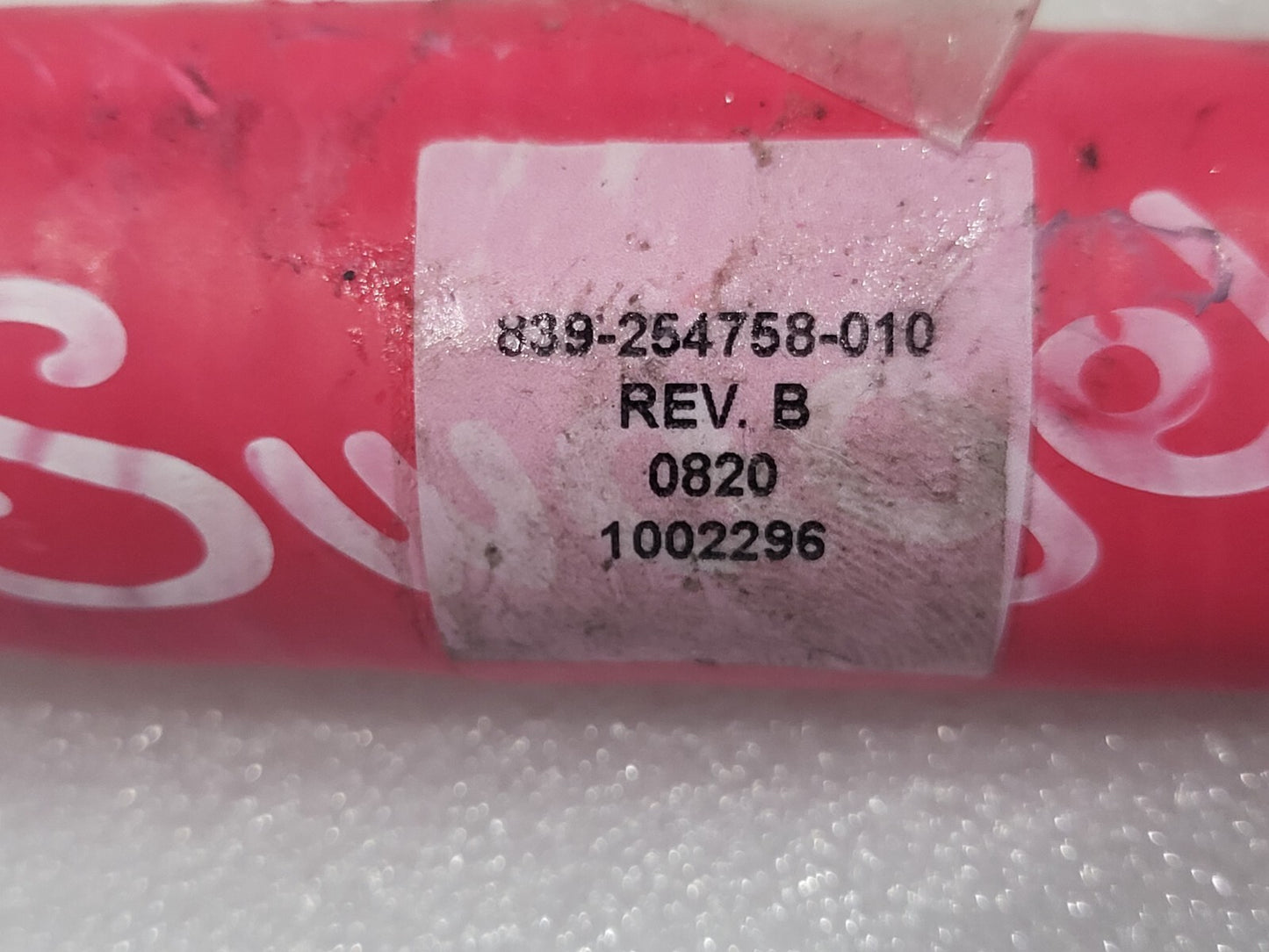7868572