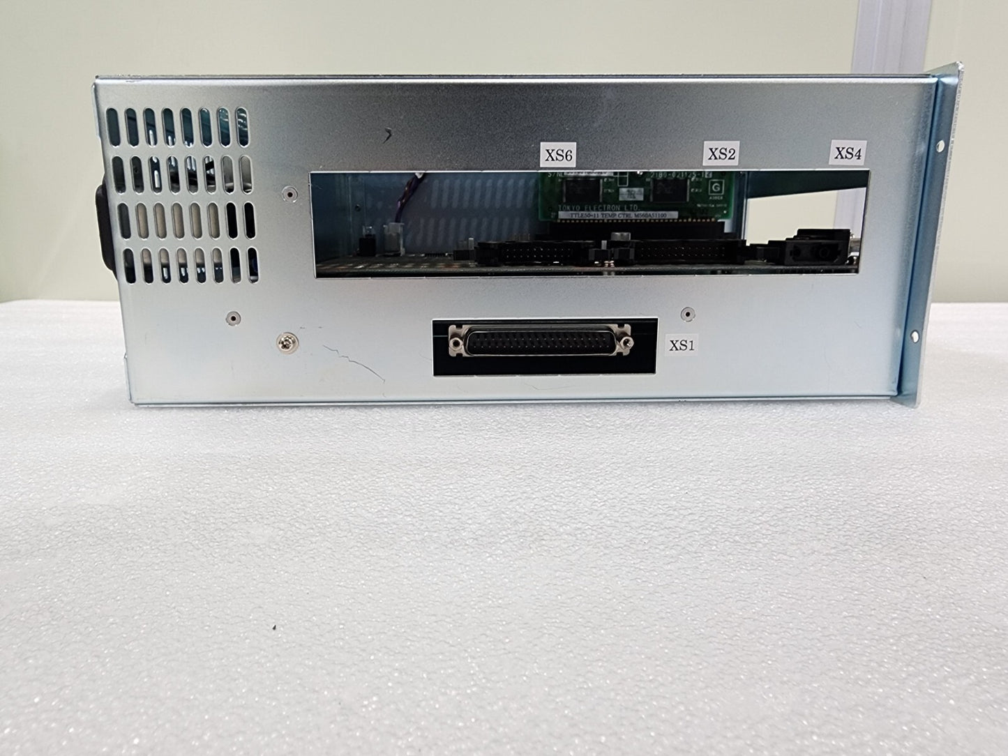 7868300
