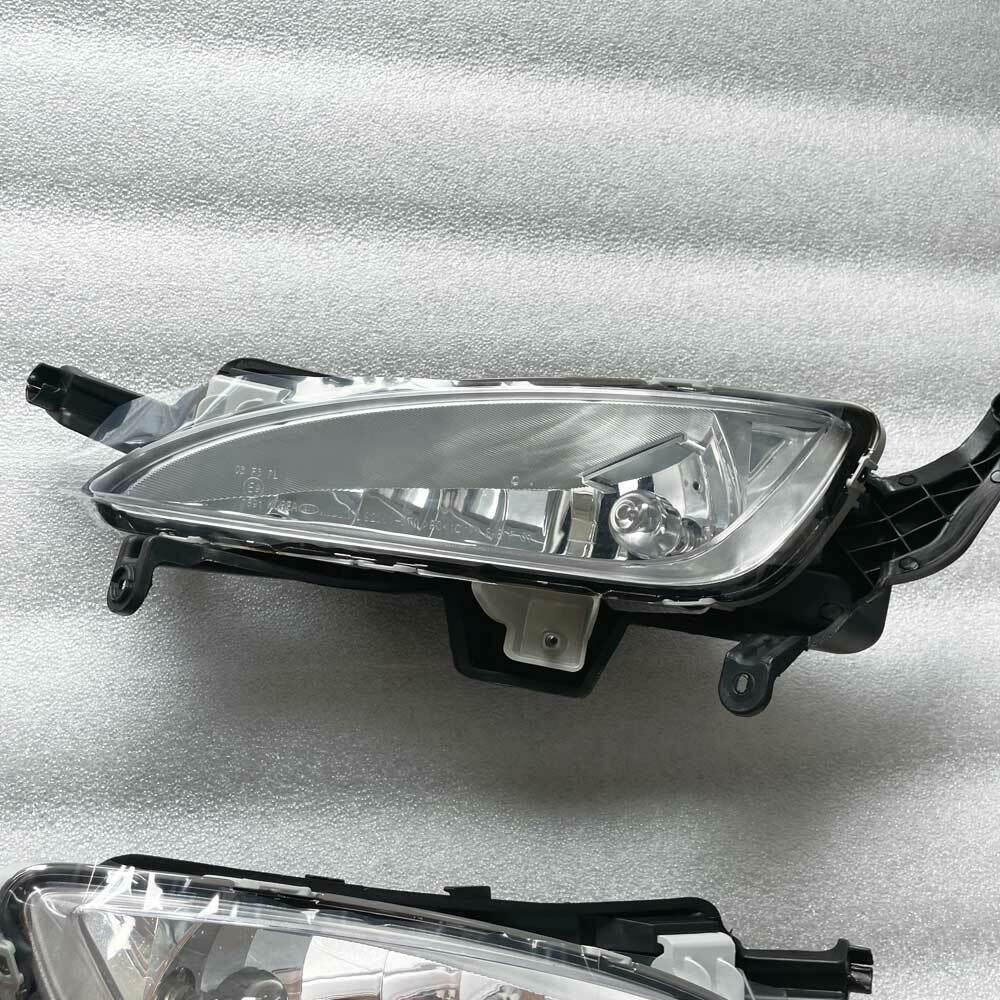 4562369