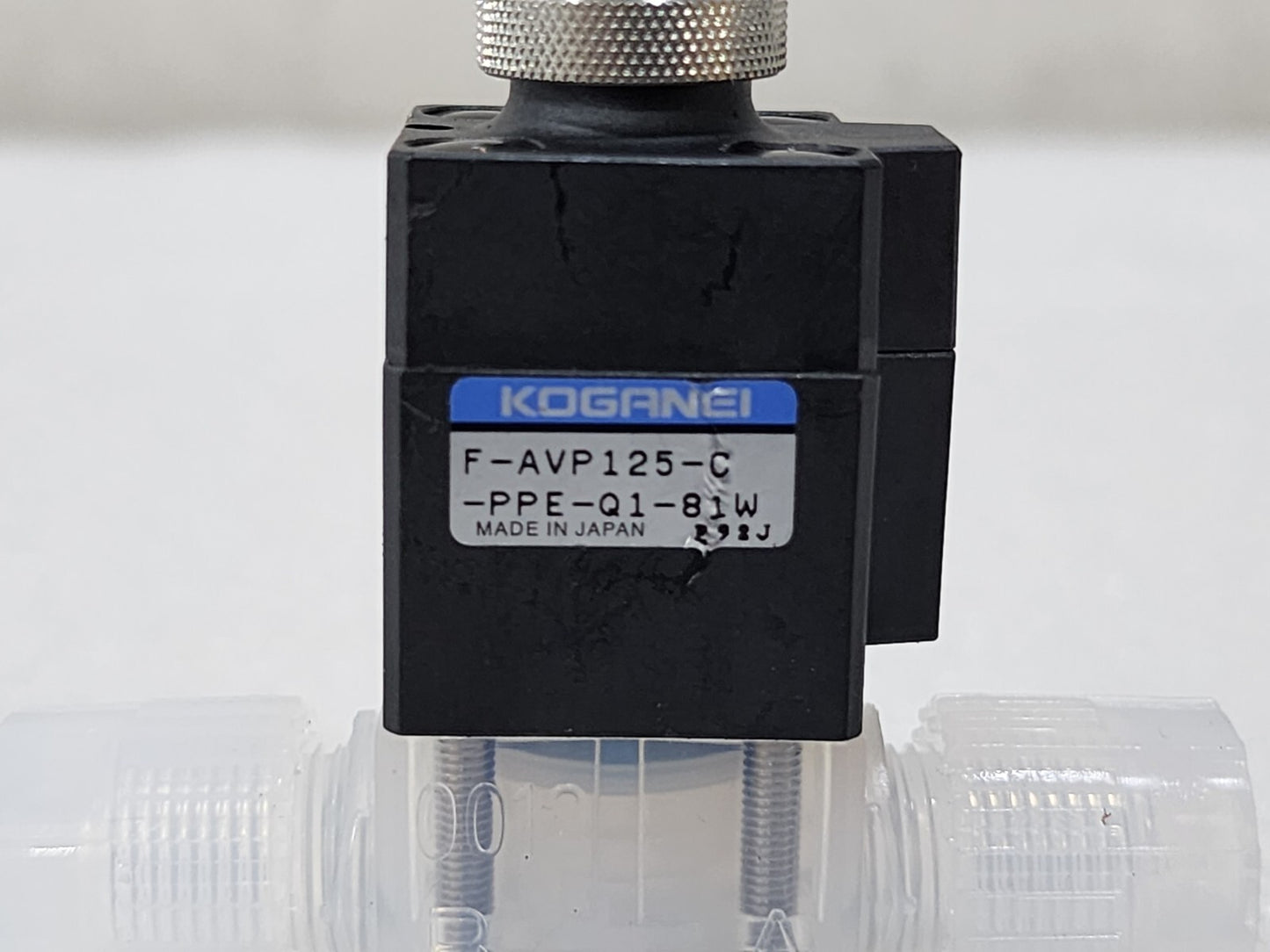 7868633
