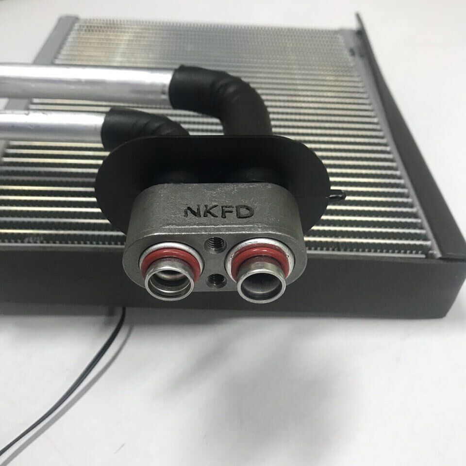 4501933