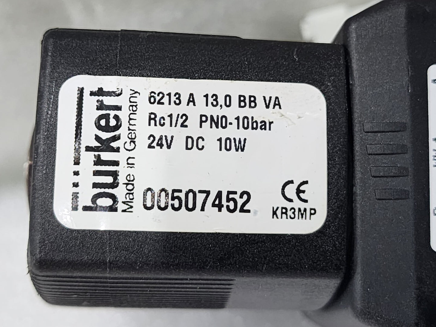 7867548