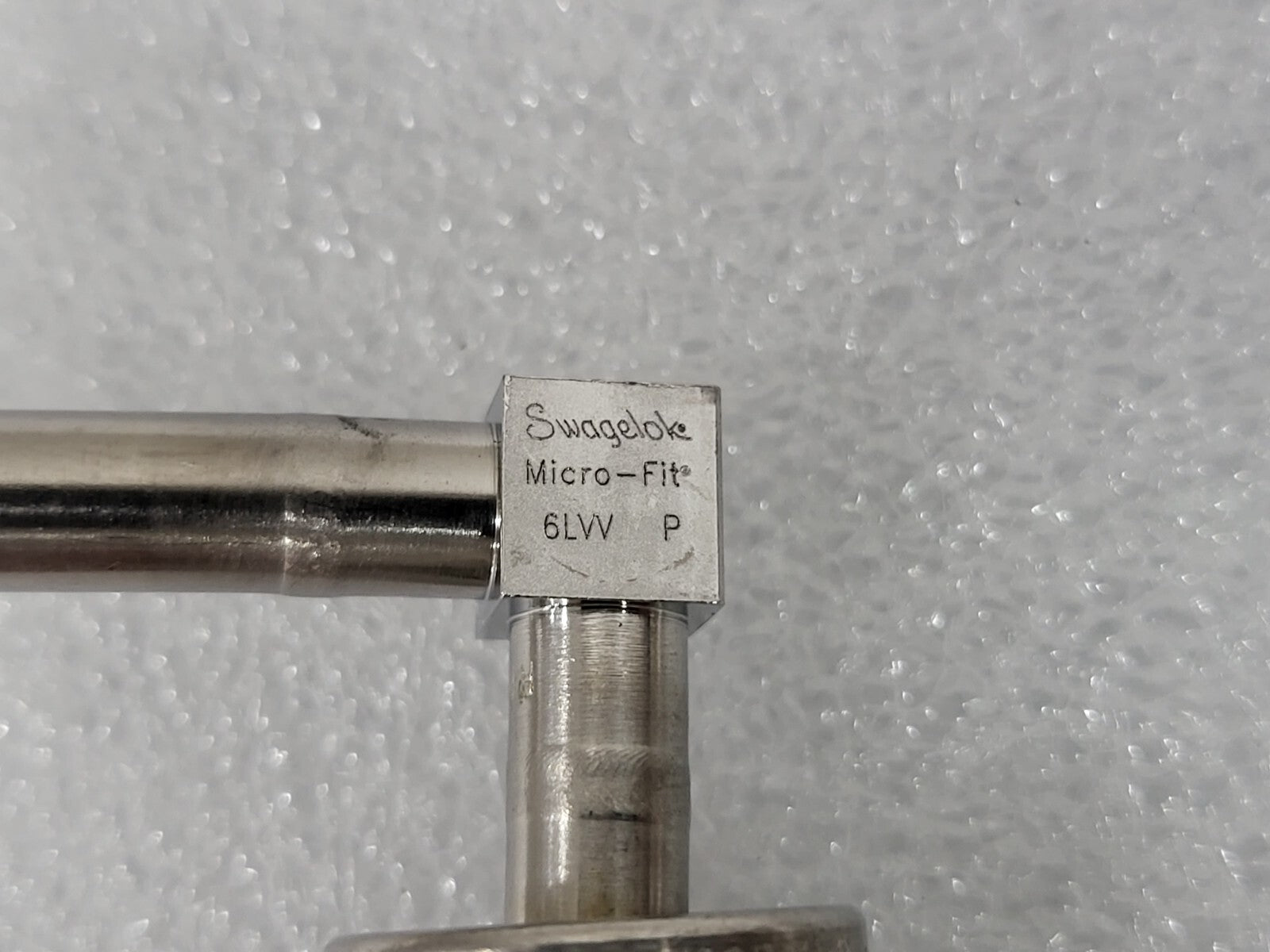7263400