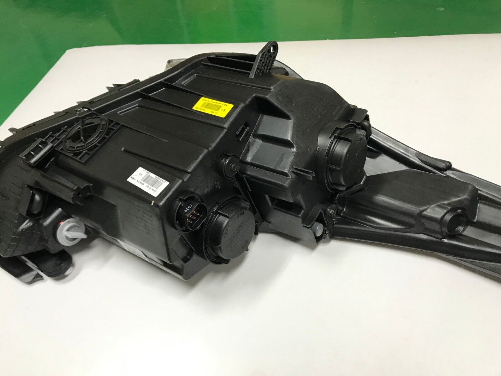 6513701