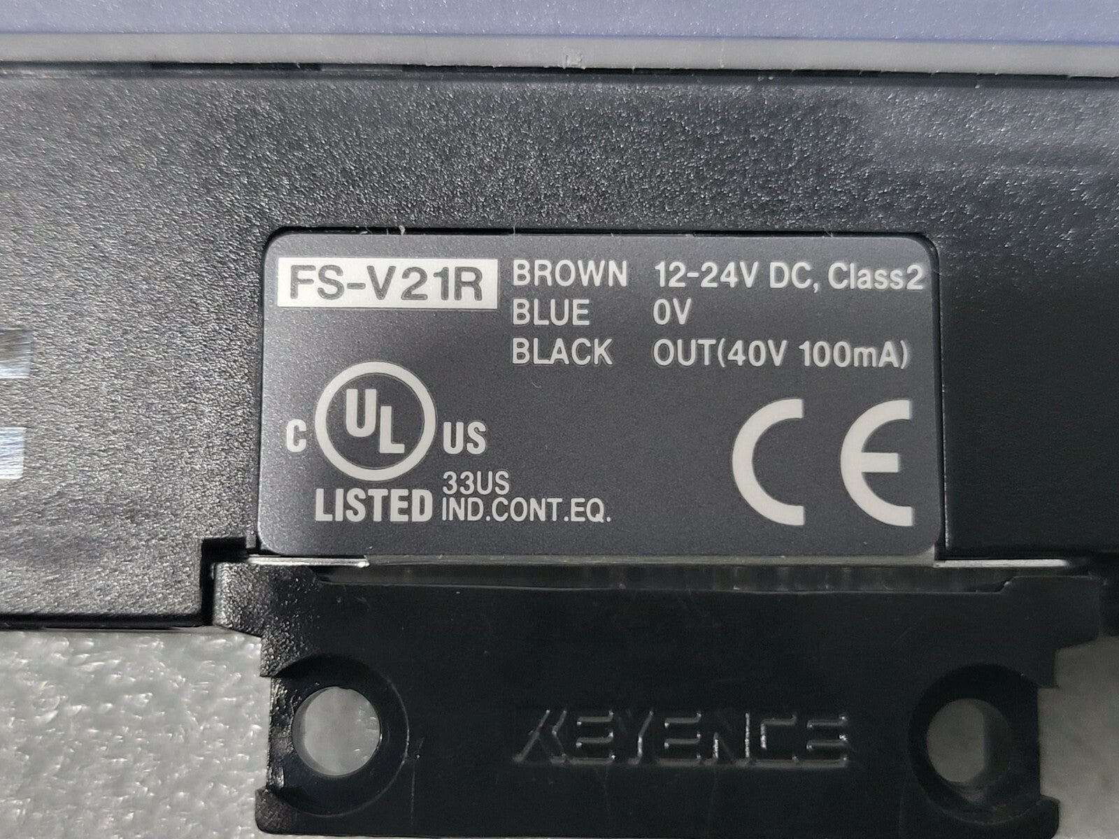 7273558