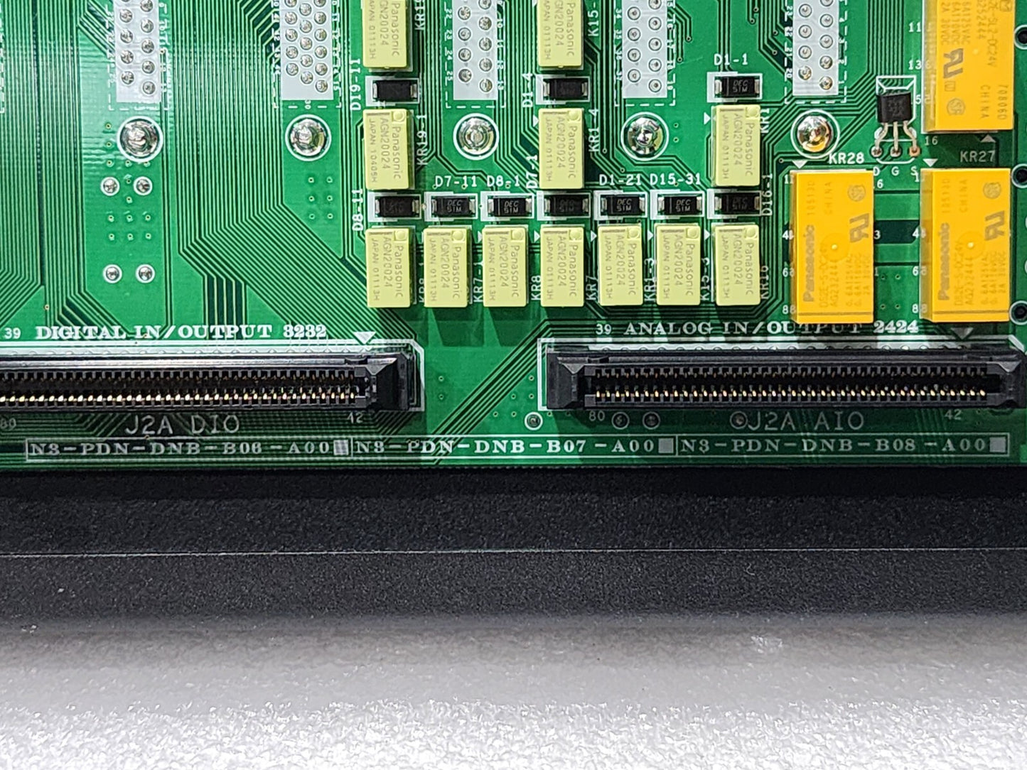 7867553