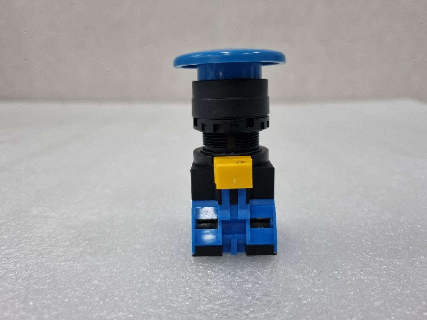 7868730