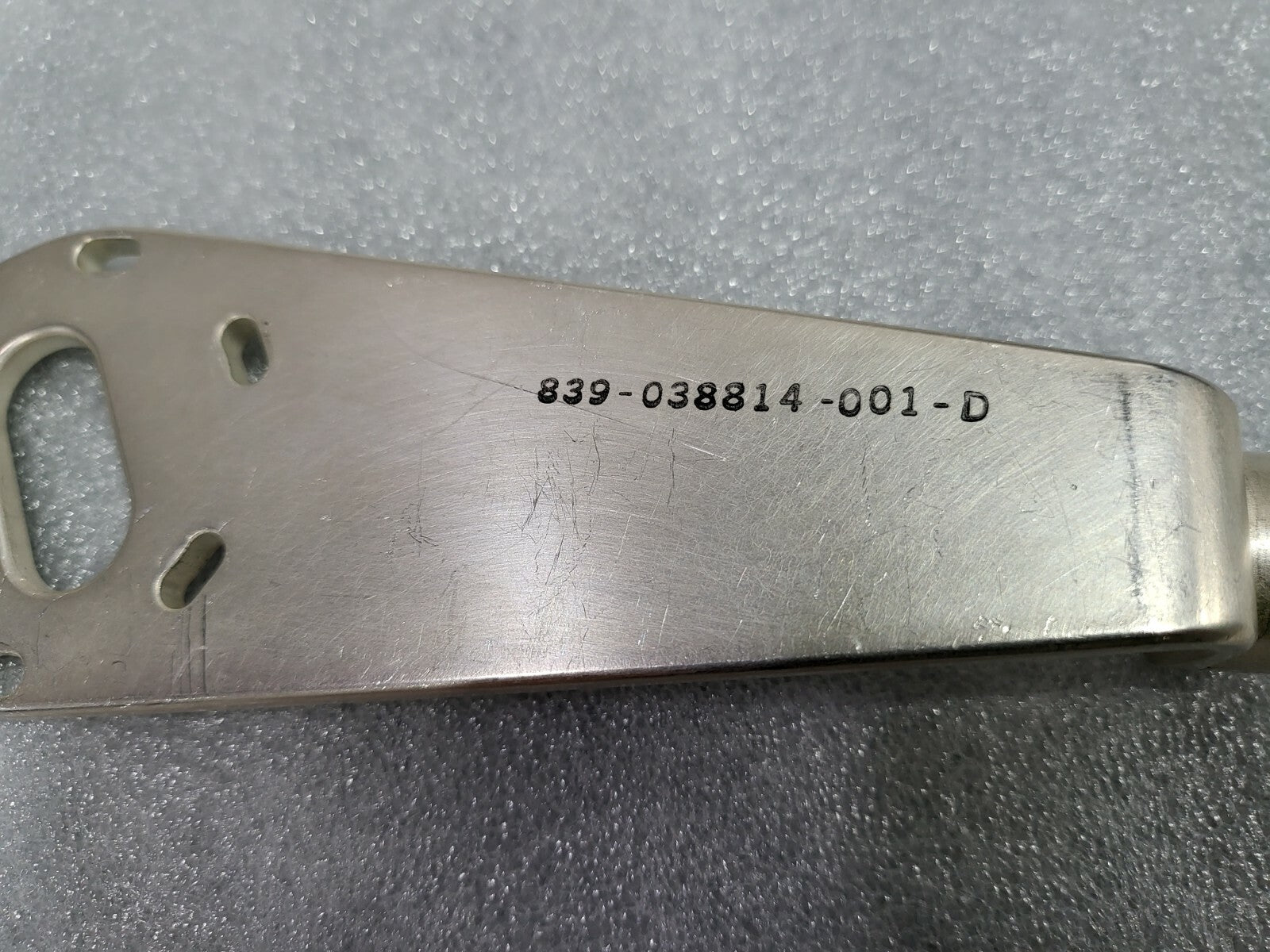 7280439