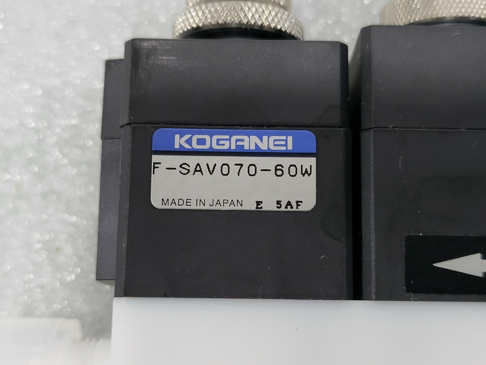 7868327